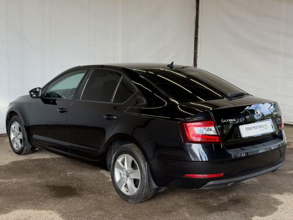 Skoda Octavia III (A7) Рестайлинг с пробегом 2017 года, цена 1 600 000 рублей, 169017 км, лифтбек, Автокод Объявления