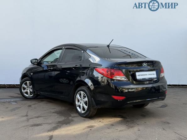 Hyundai Solaris I с пробегом 2013 года, цена 800 000 рублей, 171402 км, седан, Автокод Объявления