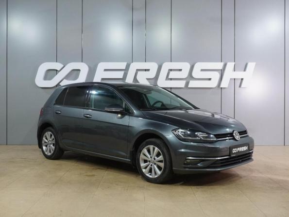 Volkswagen Golf VII Рестайлинг с пробегом 2018 года, цена 1 729 000 рублей, 196737 км, хэтчбек, Автокод Объявления