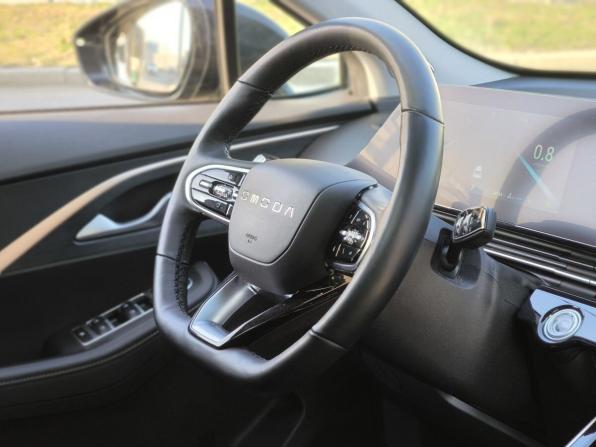 Omoda C5 I с пробегом 2023 года, цена 1 850 000 рублей, 24756 км, внедорожник, Автокод Объявления