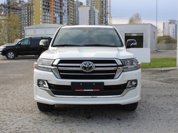 Toyota Land Cruiser 200 Series Рестайлинг 2 с пробегом 2020 года, цена 11 300 000 рублей, 22275 км, внедорожник, Автокод Объявления