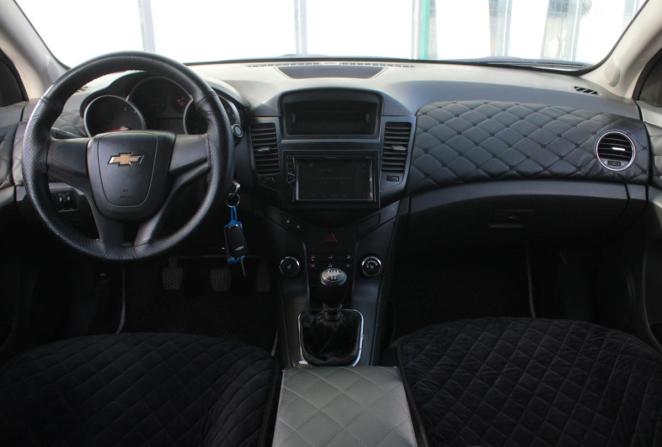 Chevrolet Cruze I с пробегом 2010 года, цена 720 000 рублей, 302450 км, седан, Автокод Объявления