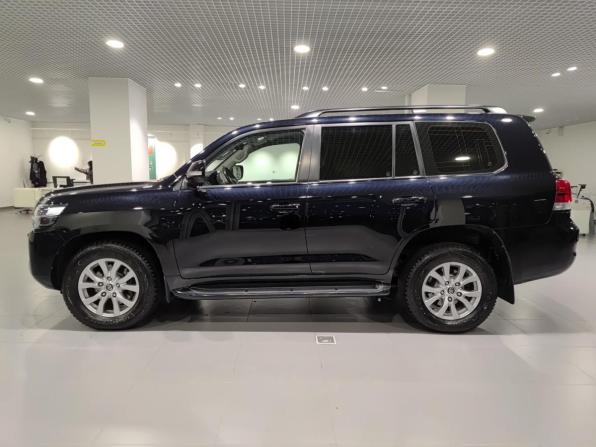 Toyota Land Cruiser 200 Series Рестайлинг 2 с пробегом 2018 года, цена 6 747 000 рублей, 151675 км, внедорожник, Автокод Объявления