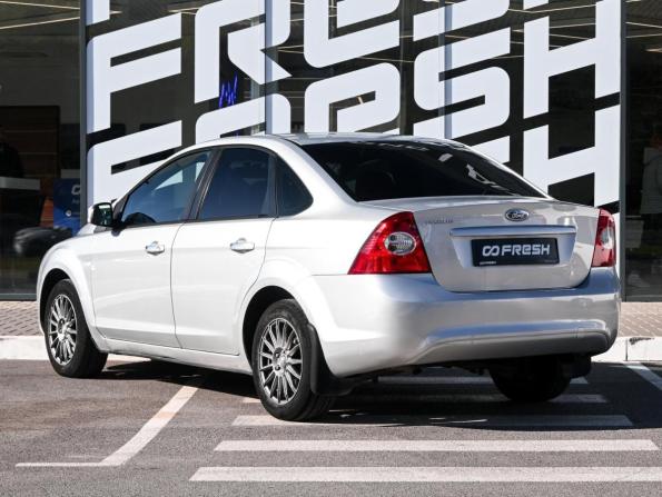 Ford Focus II Рестайлинг с пробегом 2010 года, цена 619 000 рублей, 199198 км, седан, Автокод Объявления