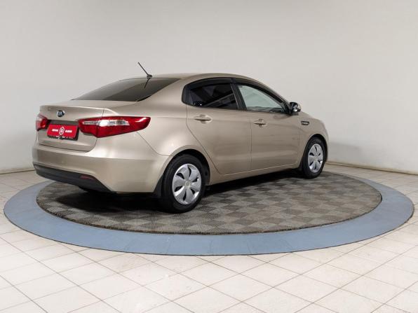 Kia Rio III с пробегом 2013 года, цена 829 500 рублей, 180000 км, седан, Автокод Объявления