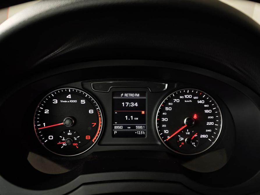 Audi Q3 I (8U) Рестайлинг Москва  - изображение 17