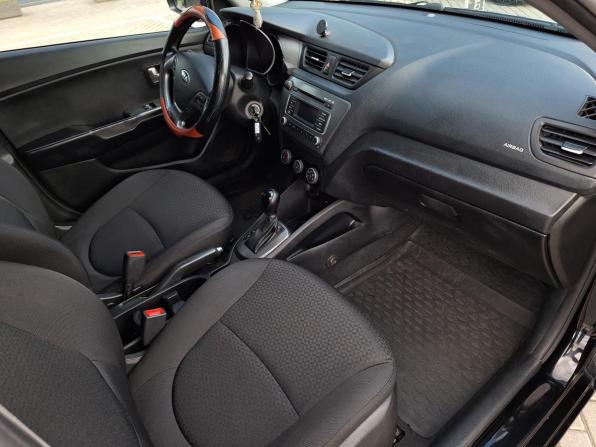 Kia Rio III Рестайлинг с пробегом 2016 года, цена 670 000 рублей, 283493 км, хэтчбек, Автокод Объявления