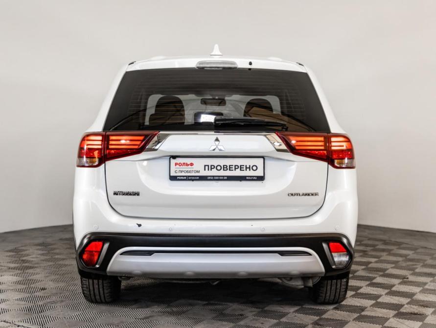 Mitsubishi Outlander III Рестайлинг 3 Санкт-Петербург  - изображение 6