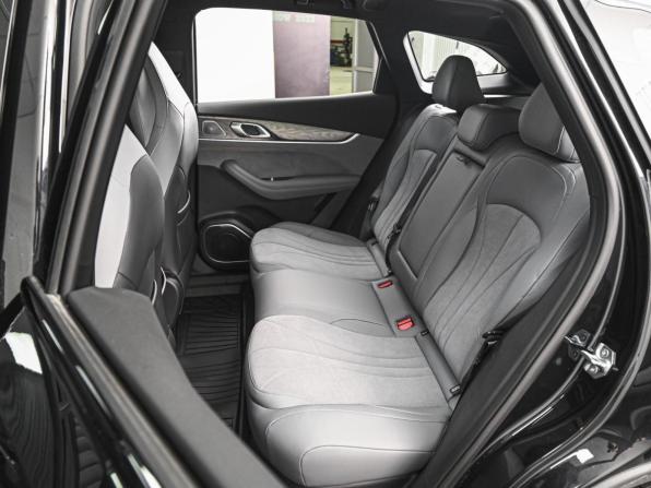 Geely Galaxy M7 с пробегом 2026 года, цена 3 900 000 рублей, 48 км, внедорожник, Автокод Объявления