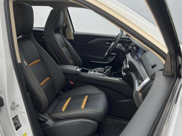 FAW Bestune T77 I с пробегом 2023 года, цена 1 520 000 рублей, 89135 км, внедорожник, Автокод Объявления