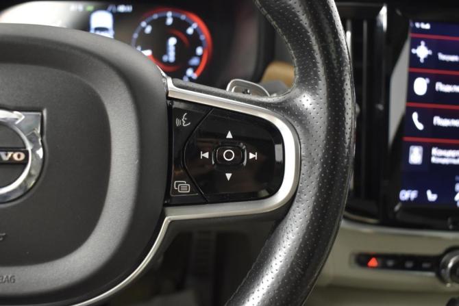 Volvo S90 II с пробегом 2017 года, цена 2 799 900 рублей, 183043 км, седан, Автокод Объявления
