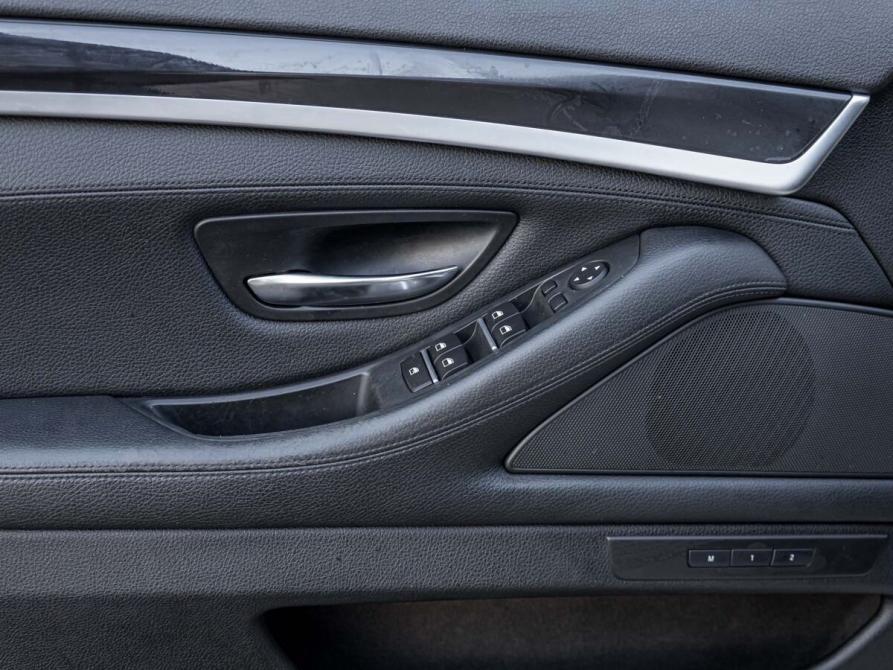 BMW 5 серии VI (F10/F11/F07) Рестайлинг Казань  - изображение 10