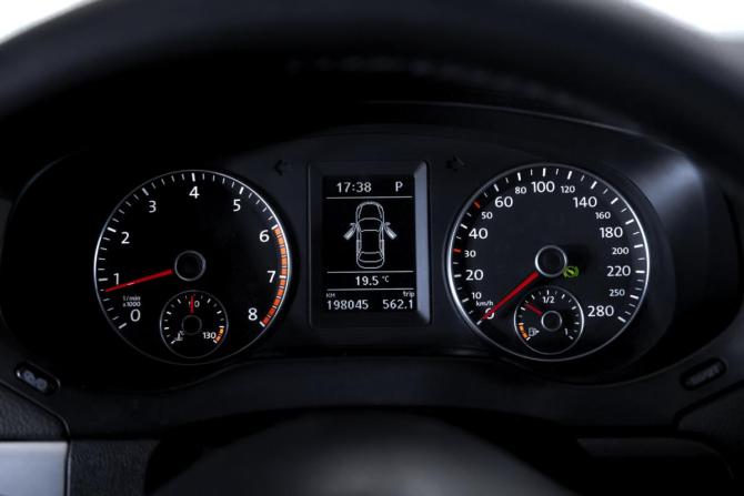 Volkswagen Jetta VI с пробегом 2012 года, цена 810 000 рублей, 198045 км, седан, Автокод Объявления