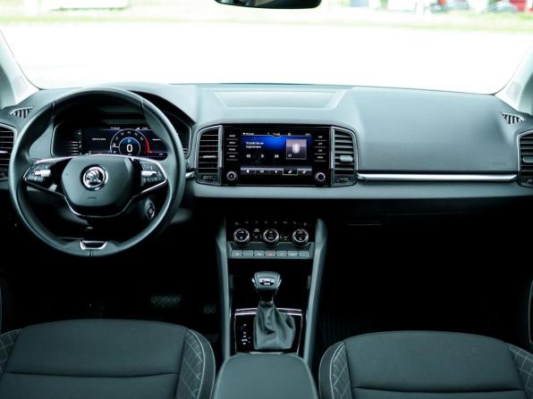 Skoda Karoq I с пробегом 2021 года, цена 2 569 000 рублей, 108411 км, внедорожник, Автокод Объявления