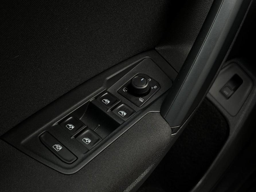 Volkswagen Tiguan II Санкт-Петербург  - изображение 20