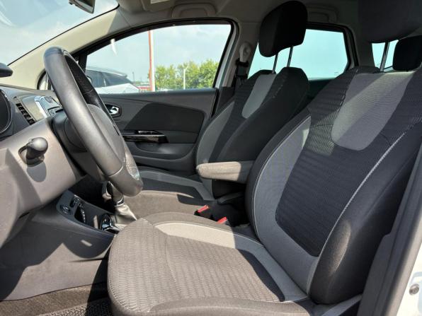 Renault Kaptur I с пробегом 2016 года, цена 1 075 000 рублей, 139850 км, внедорожник, Автокод Объявления