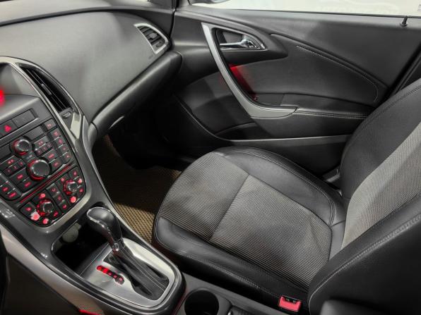 Opel Astra J с пробегом 2012 года, цена 750 000 рублей, 164744 км, хэтчбек, Автокод Объявления