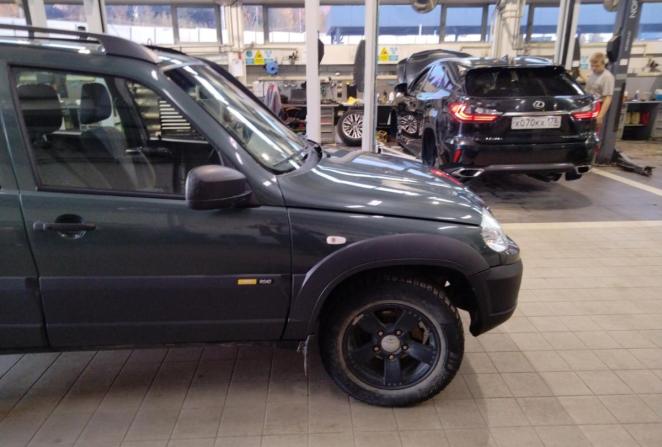 Chevrolet Niva I Рестайлинг с пробегом 2018 года, цена 644 000 рублей, 50900 км, внедорожник, Автокод Объявления