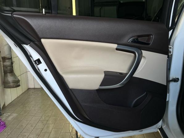 Opel Insignia I с пробегом 2011 года, цена 899 000 рублей, 135100 км, седан, Автокод Объявления