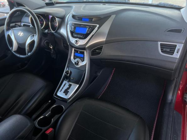 Hyundai Elantra V (MD) с пробегом 2011 года, цена 1 049 000 рублей, 120000 км, седан, Автокод Объявления