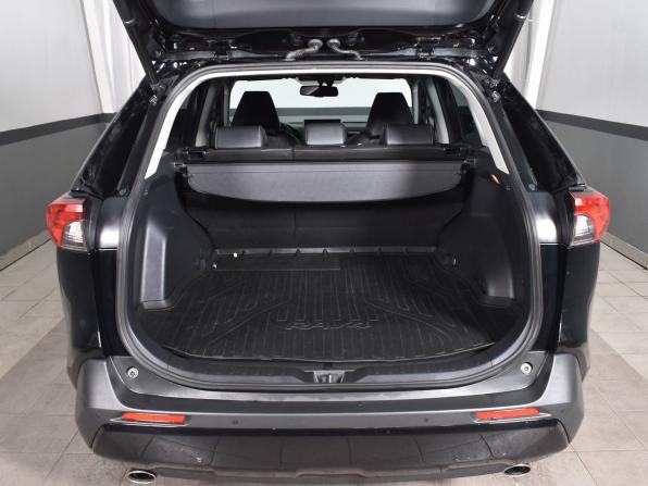 Toyota RAV4 V (XA50) с пробегом 2021 года, цена 3 249 999 рублей, 114064 км, внедорожник, Автокод Объявления