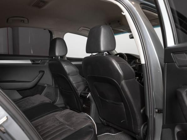 Skoda Superb III с пробегом 2016 года, цена 1 800 000 рублей, 185908 км, лифтбек, Автокод Объявления