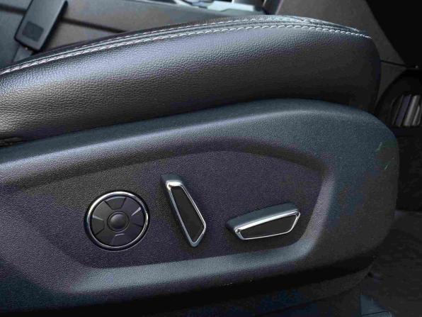 Ford Explorer V Рестайлинг 2 с пробегом 2018 года, цена 3 499 000 рублей, 125100 км, внедорожник, Автокод Объявления