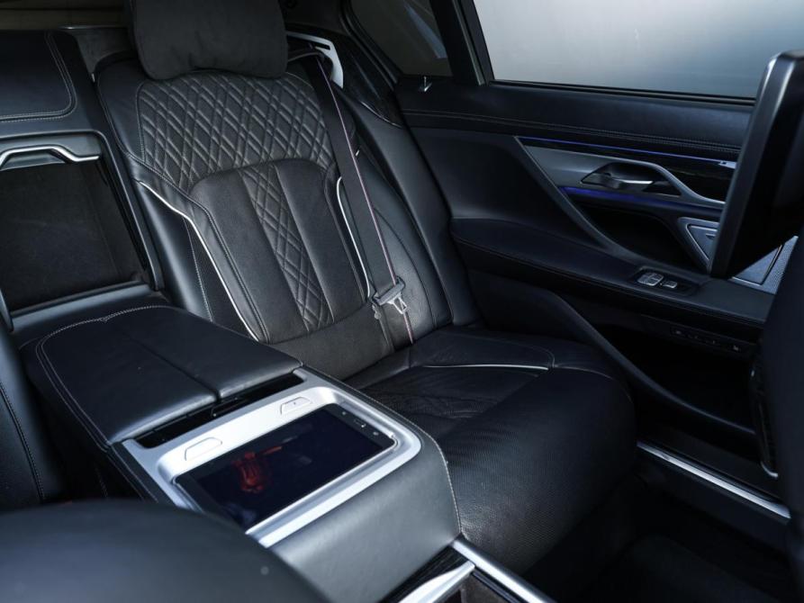 BMW 7 серии VI (G11/G12) Москва  - изображение 12