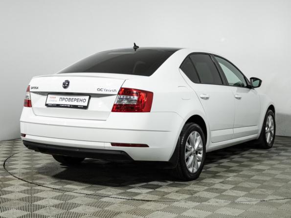 Skoda Octavia III (A7) Рестайлинг с пробегом 2017 года, цена 1 749 700 рублей, 125387 км, лифтбек, Автокод Объявления