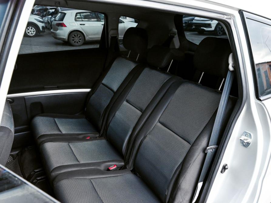 Toyota Corolla Verso I Рестайлинг 2 Екатеринбург  - изображение 15