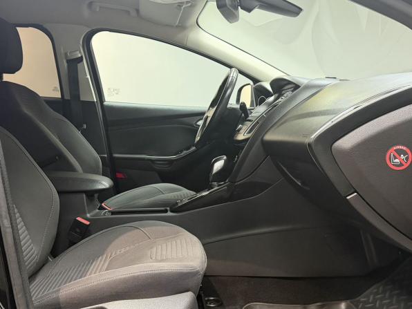 Ford Focus III Рестайлинг с пробегом 2016 года, цена 1 415 000 рублей, 60000 км, универсал, Автокод Объявления