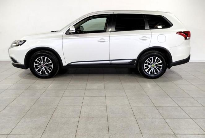 Mitsubishi Outlander III Рестайлинг 2 с пробегом 2018 года, цена 2 100 000 рублей, 164092 км, внедорожник, Автокод Объявления