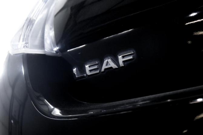 Nissan Leaf I (ZE0/AZE0) с пробегом 2012 года, цена 499 000 рублей, 65500 км, хэтчбек, Автокод Объявления