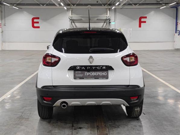 Renault Kaptur I Рестайлинг с пробегом 2021 года, цена 1 450 000 рублей, 52817 км, внедорожник, Автокод Объявления