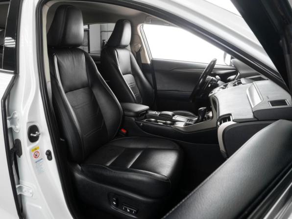 Lexus NX I Рестайлинг с пробегом 2017 года, цена 2 889 000 рублей, 203864 км, внедорожник, Автокод Объявления