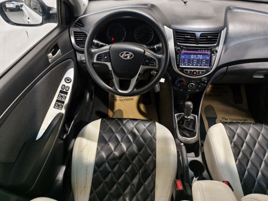 Hyundai Solaris I Курск  - изображение 9