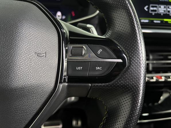 Peugeot 2008 II с пробегом 2020 года, цена 2 199 000 рублей, 73739 км, внедорожник, Автокод Объявления