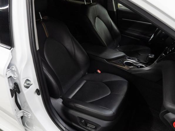 Toyota Camry VIII (XV70) с пробегом 2020 года, цена 3 049 000 рублей, 98500 км, седан, Автокод Объявления