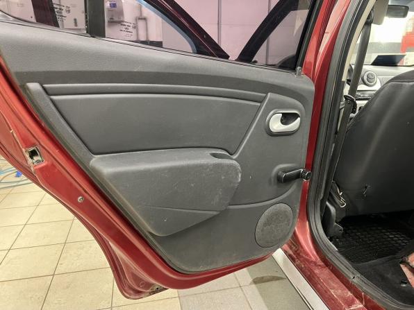 Renault Sandero I с пробегом 2011 года, цена 395 000 рублей, 254000 км, хэтчбек, Автокод Объявления