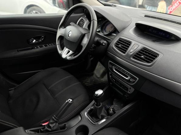 Renault Megane III Рестайлинг с пробегом 2013 года, цена 620 000 рублей, 187052 км, хэтчбек, Автокод Объявления