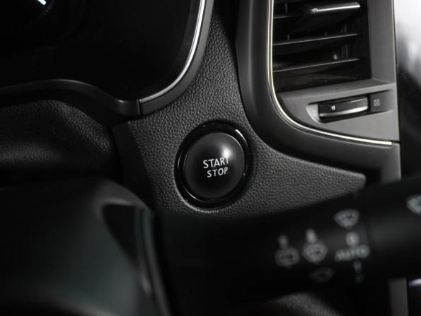 Renault Talisman I с пробегом 2018 года, цена 1 649 000 рублей, 162211 км, универсал, Автокод Объявления