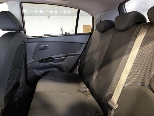 Kia Rio II Рестайлинг с пробегом 2011 года, цена 475 000 рублей, 196052 км, хэтчбек, Автокод Объявления