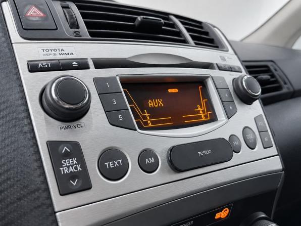 Toyota Verso I с пробегом 2011 года, цена 839 000 рублей, 307019 км, компактвэн, Автокод Объявления