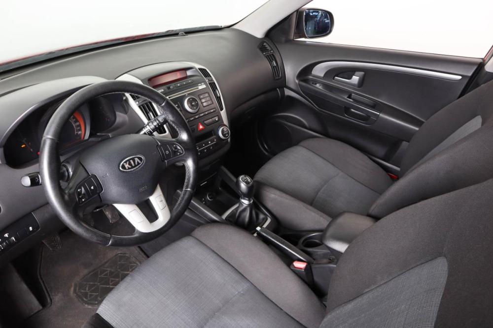 Kia Ceed I Рестайлинг Пермь  - изображение 9