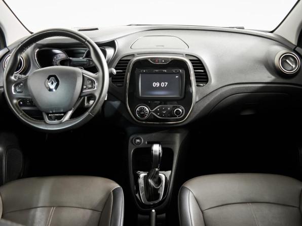 Renault Kaptur I с пробегом 2018 года, цена 940 000 рублей, 126000 км, внедорожник, Автокод Объявления