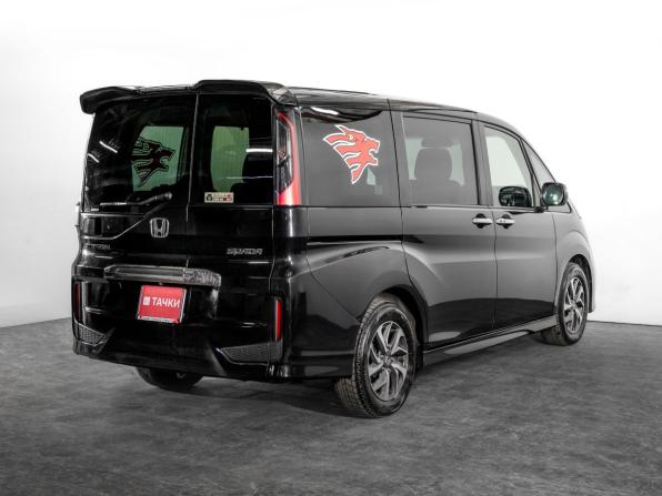 Honda Stepwgn V с пробегом 2016 года, цена 1 700 000 рублей, 207567 км, минивэн, Автокод Объявления