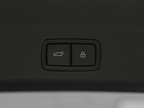 Li Auto (Lixiang) L9 I Рестайлинг с пробегом 2025 года, цена 8 999 000 рублей, 75 км, внедорожник, Автокод Объявления