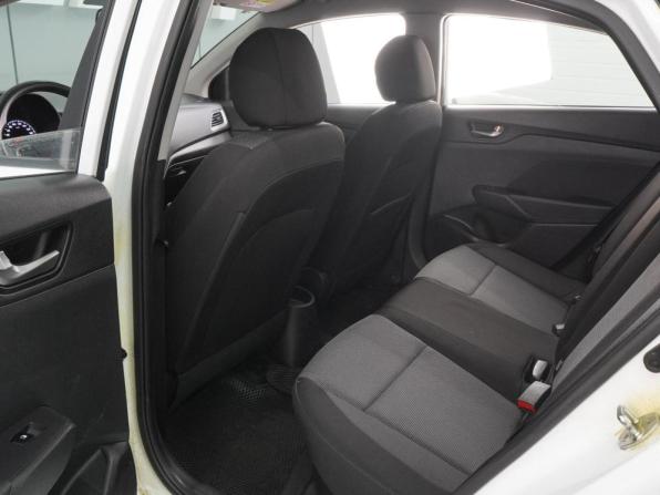 Hyundai Solaris II с пробегом 2019 года, цена 1 299 000 рублей, 129116 км, седан, Автокод Объявления