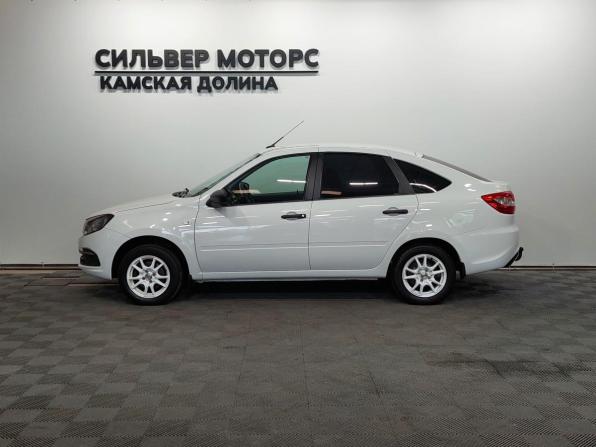 Lada (ВАЗ) Granta I Рестайлинг с пробегом 2021 года, цена 685 000 рублей, 64000 км, хэтчбек, Автокод Объявления
