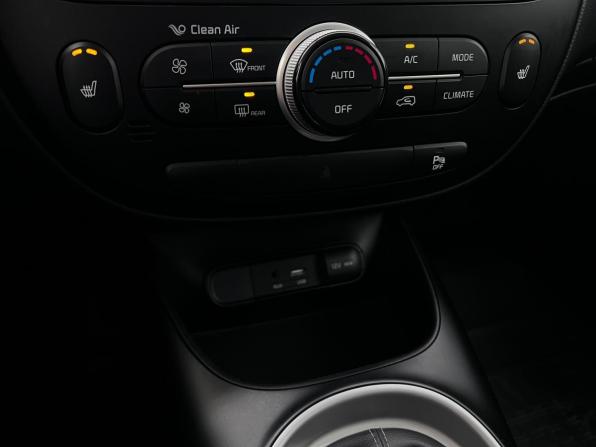 Kia Soul II Рестайлинг с пробегом 2017 года, цена 1 650 000 рублей, 117532 км, хэтчбек, Автокод Объявления